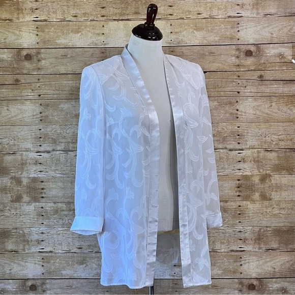 Dana Kay Womens White Sheer Burnout Scroll Open Front Jacket Satin Trim 14W 5149 - Picture 3 of 7